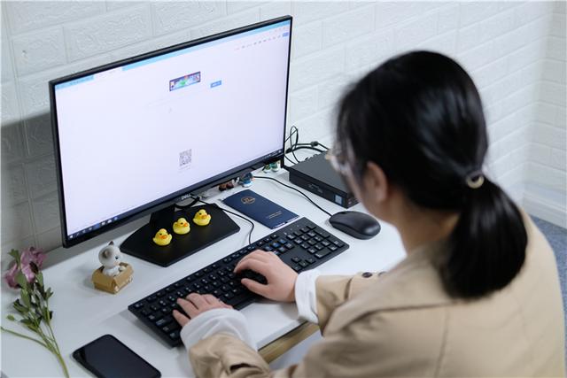 比筆記本還小的臺式機，戴爾迷你主機評測