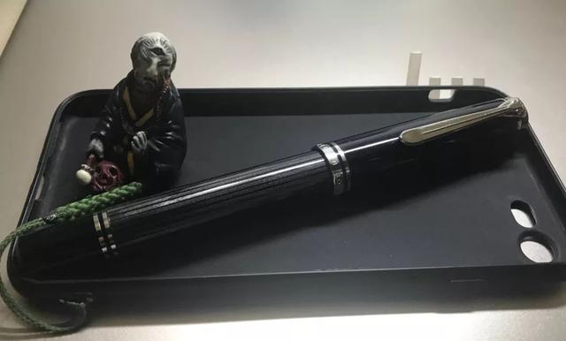 我的鳥筆初嘗試——幾支基本款現產百利金鋼筆對比評測