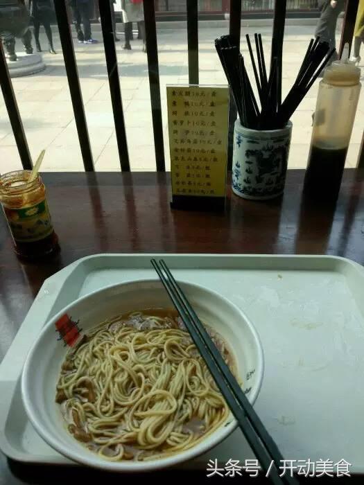 城隍廟新玩法，傳統與現代交融的新年味！