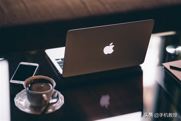 MacBook Air上首發M2芯片很心動？但我勸你先等等，看看屏幕再說
