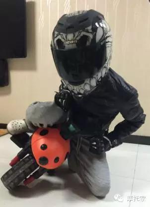 摩托家／聊聊我曾經的最愛，08款杜卡迪ducati 696