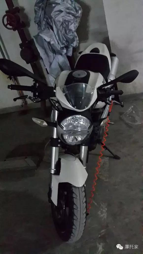 摩托家／聊聊我曾經的最愛，08款杜卡迪ducati 696