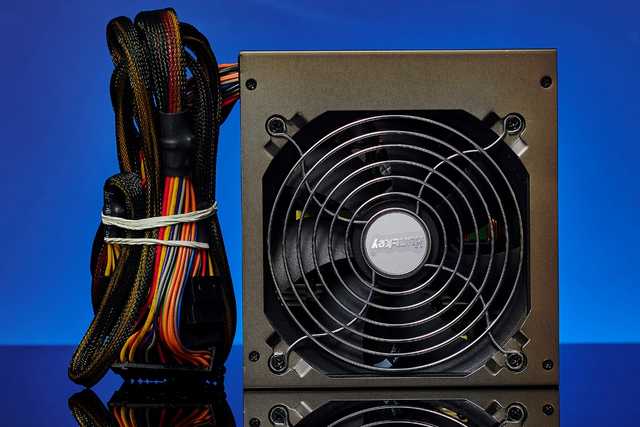 經典延續的80PLUS白金雙認證電源:航嘉WD650P評測