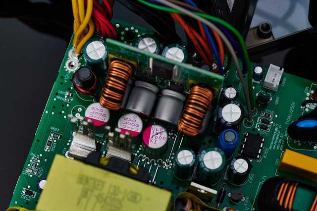 經典延續的80PLUS白金雙認證電源:航嘉WD650P評測