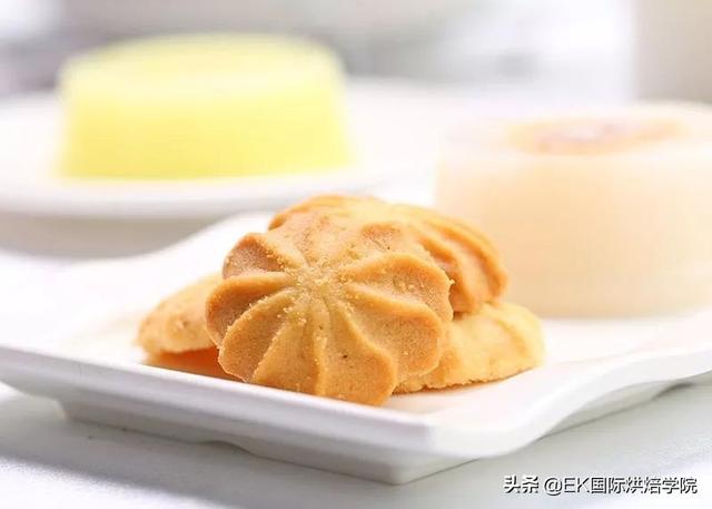 別扔！用不完的淡奶油，還能做這7款小甜品