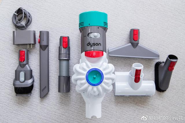 我又向高品質生活邁進了一步！戴森V7 Mattress除螨儀手持吸塵器