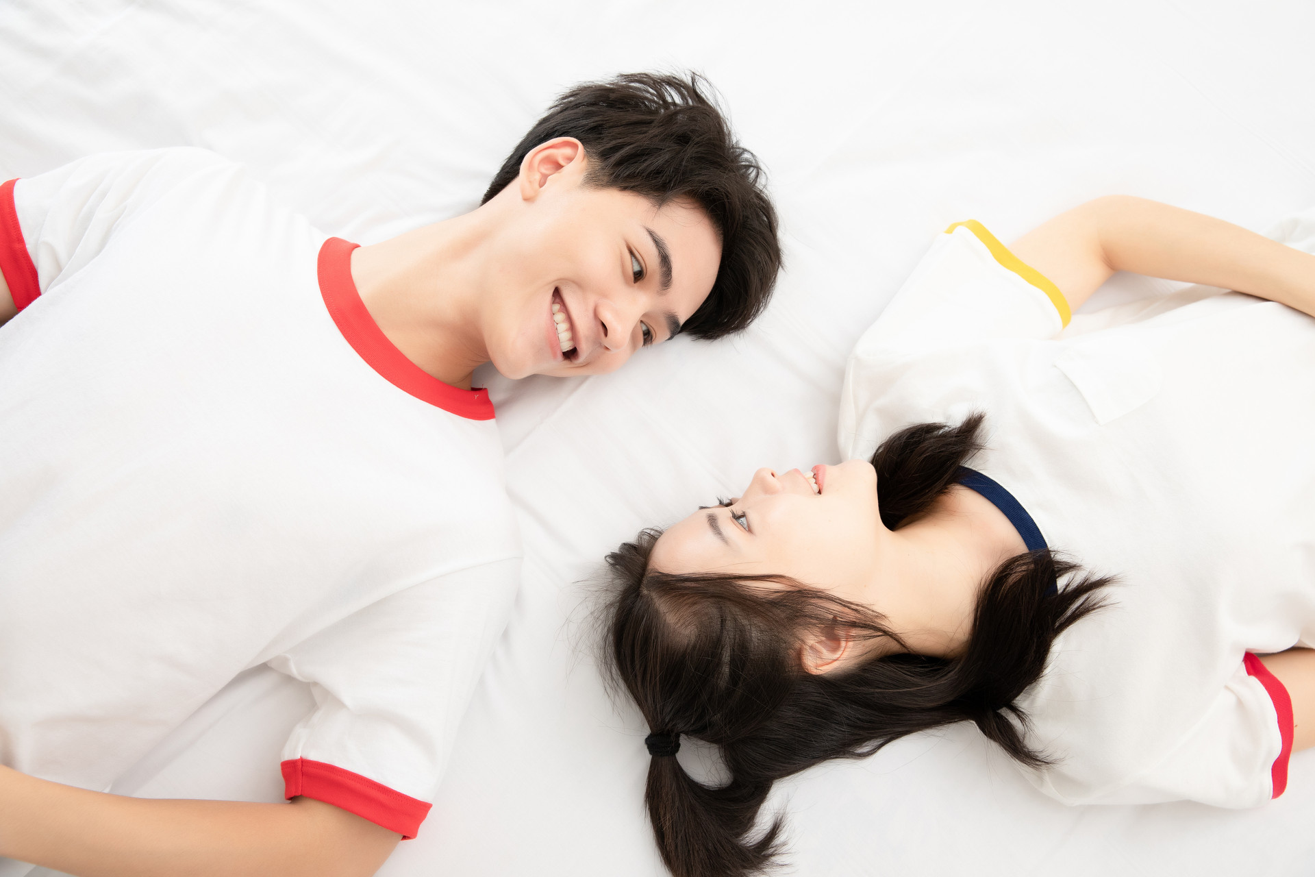 男人出軌被發現，不離婚也不分手，3個辦法結束尷尬處境