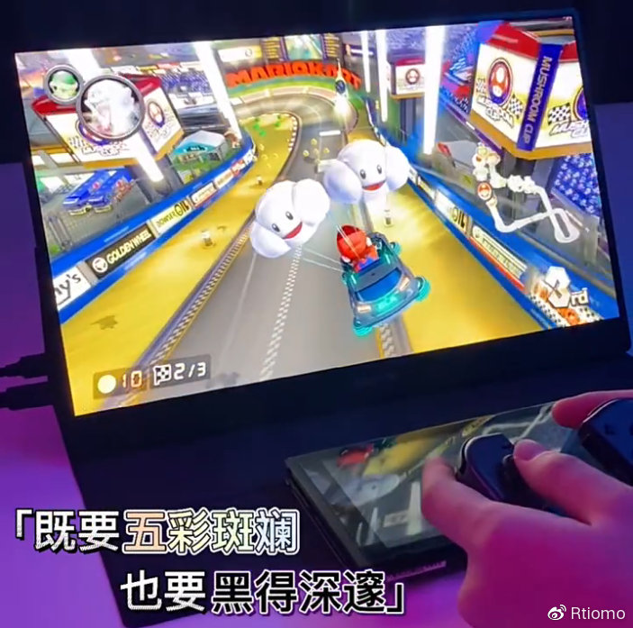 OLED顯示屏跟LED顯示屏有什么不同，OLED顯示屏到底有什么優化