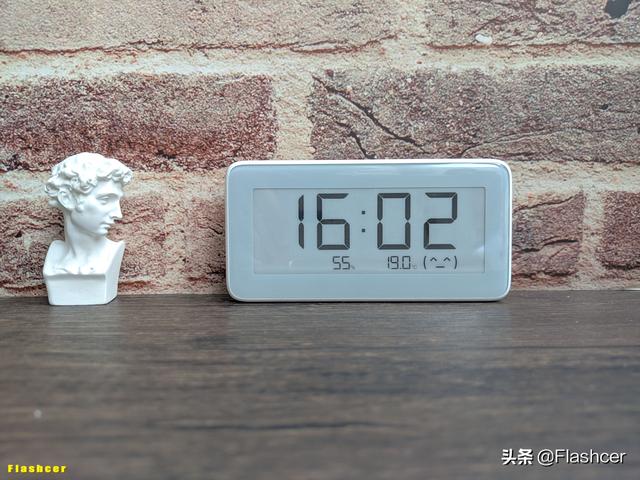 「大F測評16」電子溫濕度計Pro，不僅僅是看時間、看溫濕度