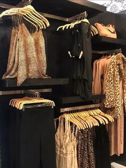 服裝陳列正掛技巧，簡單易學一秒Get到