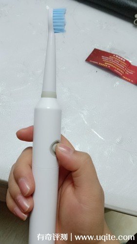 isonic愛上電動牙刷怎么樣，真實使用后評價(價格僅需6.9元）