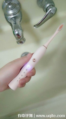 baining拜寧電動牙刷怎么樣，S8使用后評價(價格僅39.9元)  
