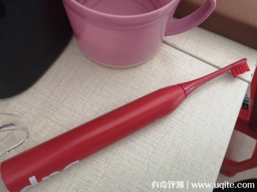 荷蘭APIYOO艾優電動牙刷怎么樣好嗎，sup使用質量評測   