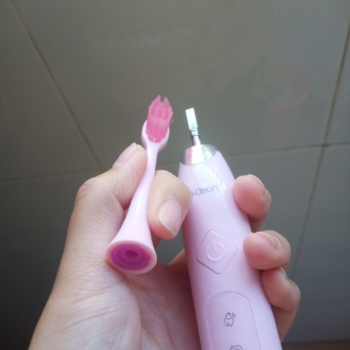 UClean閑凈電動牙刷怎么樣好不好嗎，親身使用后評測(安全/實用) 