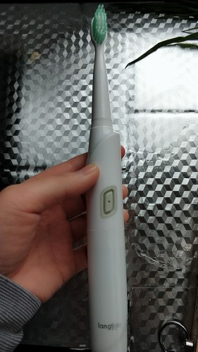 langtian浪天電動牙刷怎么樣靠譜嗎，真實效果使用體驗(僅9.9元)