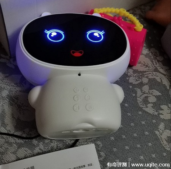 南果AI益智機器人玩具怎么樣，適合多大的孩子玩（0-12歲）