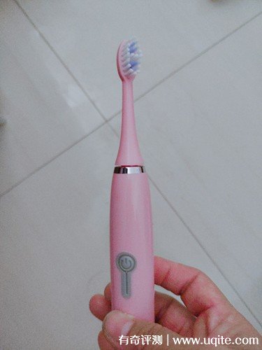 worms電動牙刷怎么樣是品牌嗎，真實使用評測(價格僅9.9元)