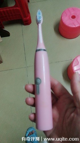 worms電動牙刷怎么樣是品牌嗎，真實使用評測(價格僅9.9元)