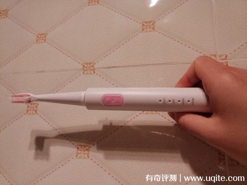 德國鉑瑞電動牙刷怎么樣好用么，BR-Z1真實效果(內部價17.9元)