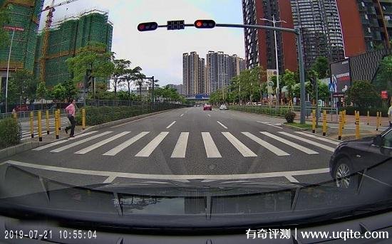 飛利浦流媒體行車記錄儀怎么樣是真的嗎，高科技后視鏡值得托付
