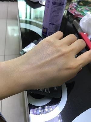 yzs粉底液怎么樣好用嗎是什么牌子，真實上妝體驗分享(干皮親媽)