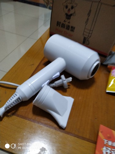 閃洋洋電吹風機怎么樣質量好嗎，用戶親身測評(價格僅19.9元)