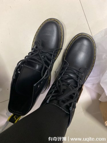 環球馬丁靴質量怎么樣，真實購買體驗(舒適/柔軟/防滑)