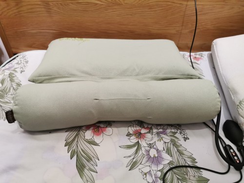 南國伊繡頸椎護頸枕多少錢一個，真實使用體驗(價格39.9)