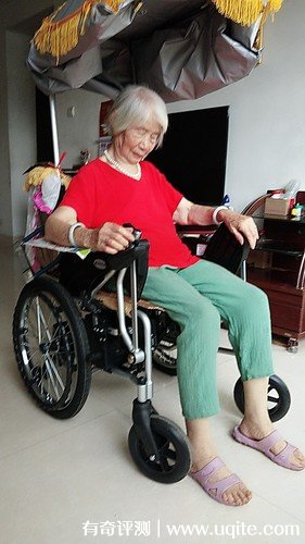 上?；グ钶喴钨|量怎么樣多少錢，電動輪椅d3優缺點(價格3080元)
